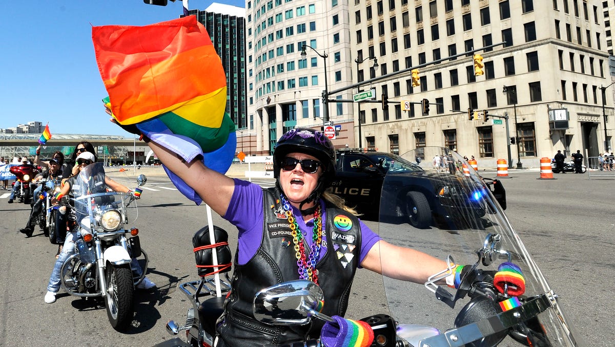 LGBTQ supporters show pride in Detroit, Grosse Pointe