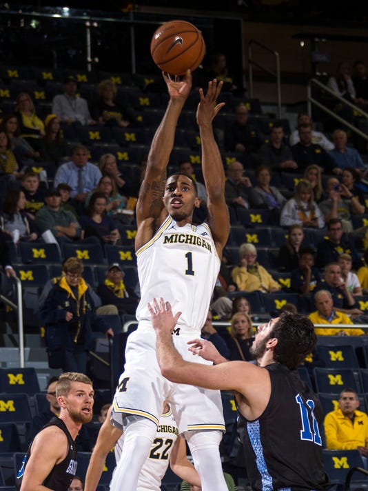 Michigan S Charles Matthews Shines In Exhibition Win Over Gvsu 82 50