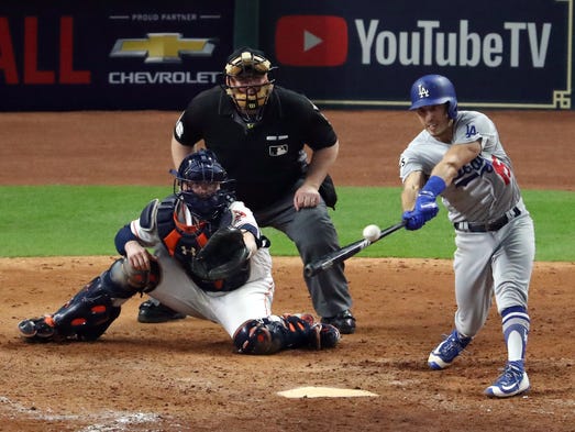 Game 5 at Minute Maid Park: Los Angeles Dodgers catcher