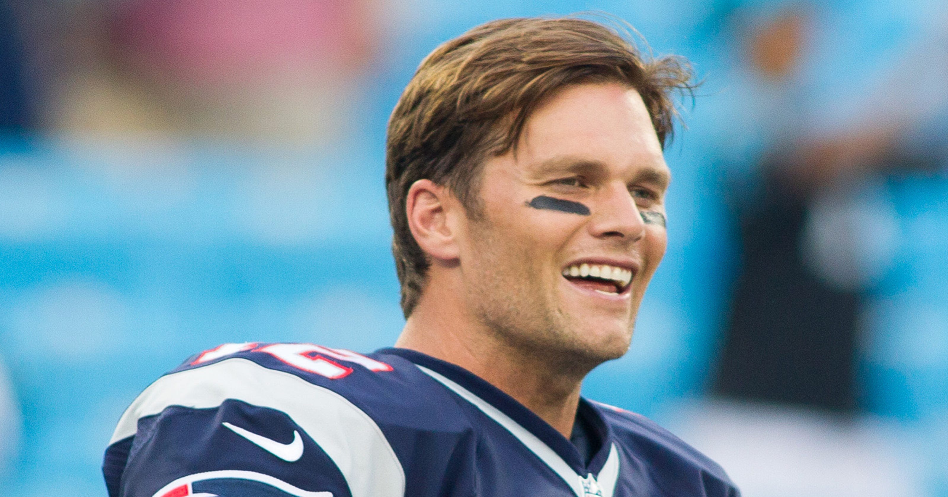 Tom Brady back to business with Deflategate suspension over3200 x 1680