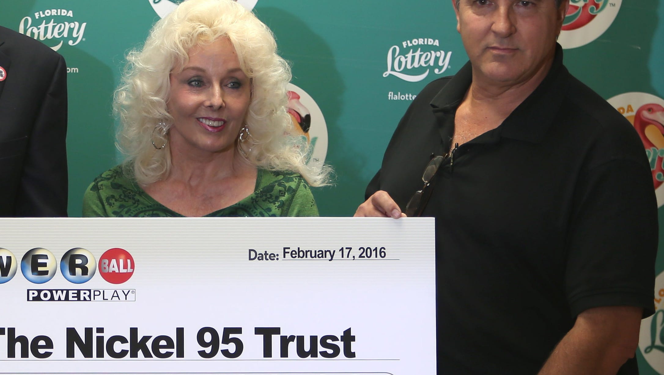 Top 10 Lottery Jackpots Of All Time List Of Powerball Mega Millions Winners