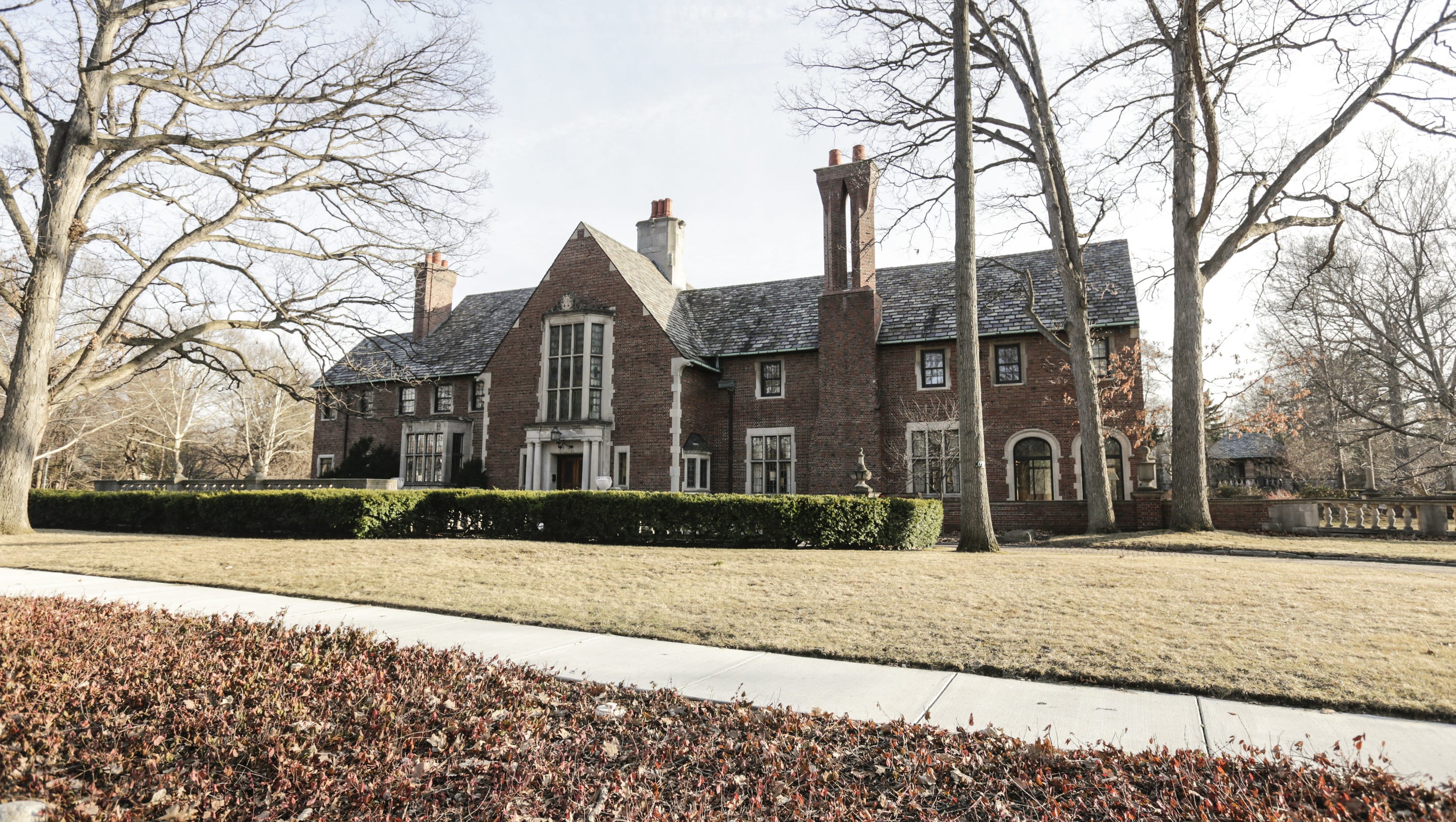 GM president buys Detroit's Fisher Mansion for 1.55M