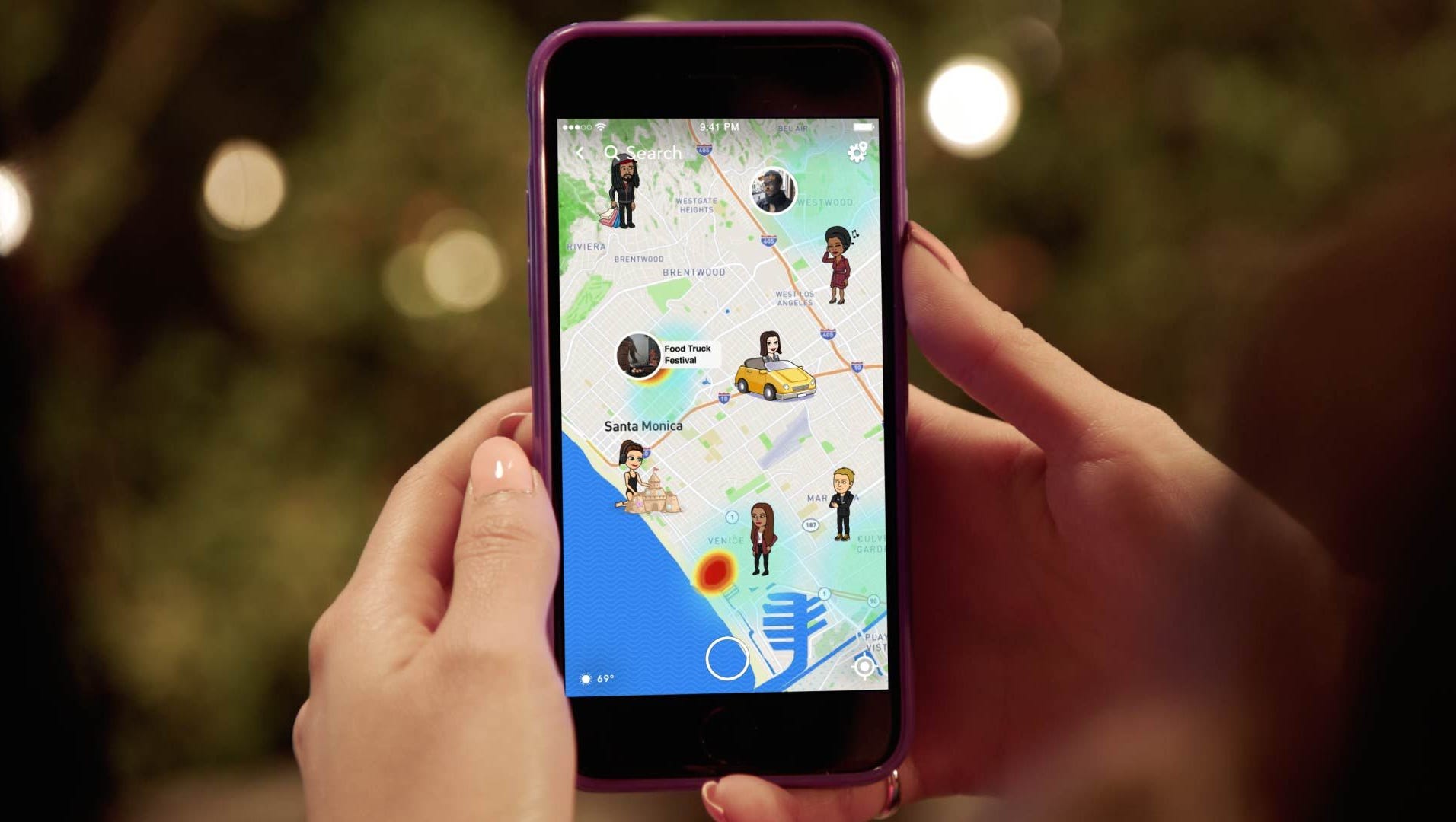 Here's how to control who can (and can't) see you on Snapchat's new