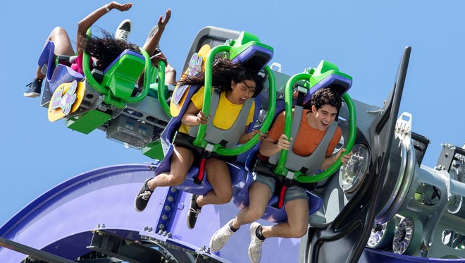 Illinois — Six Flags Great America: Limited-time offer of $81.99 for a season pass. Save 57 percent off the regular season pass price of $189.99. Experience Six Flags Great America and Hurricane Harbor for one price. Located between Chicago and Milwaukee, Six Flags Great America offers endless fun for the entire family. The park is ideal for roller-coaster enthusiasts. Imagine you’re the “Caped Crusader” himself when you’re zooming down Batman The Ride. It will have your heart pounding in the first few seconds. There are plenty of water park and kid rides, too, plus shows to catch when you need a break.