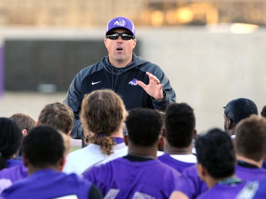 Acu Football Coach Dorrel Agrees To Contract Extension Through 2023