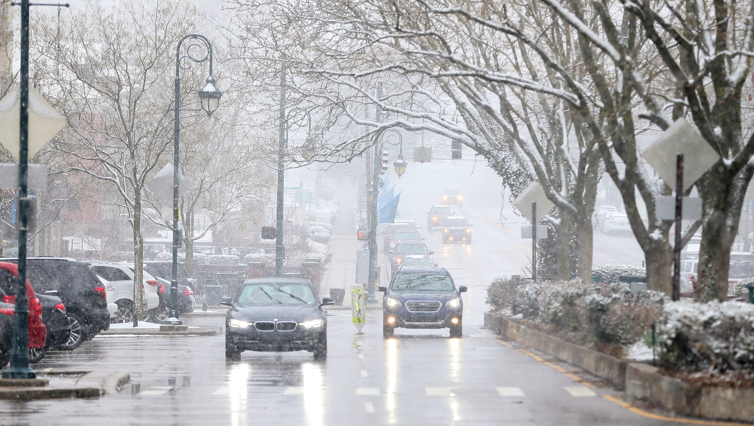 Cincinnati weather: Monday's snowfall broke record for April snow