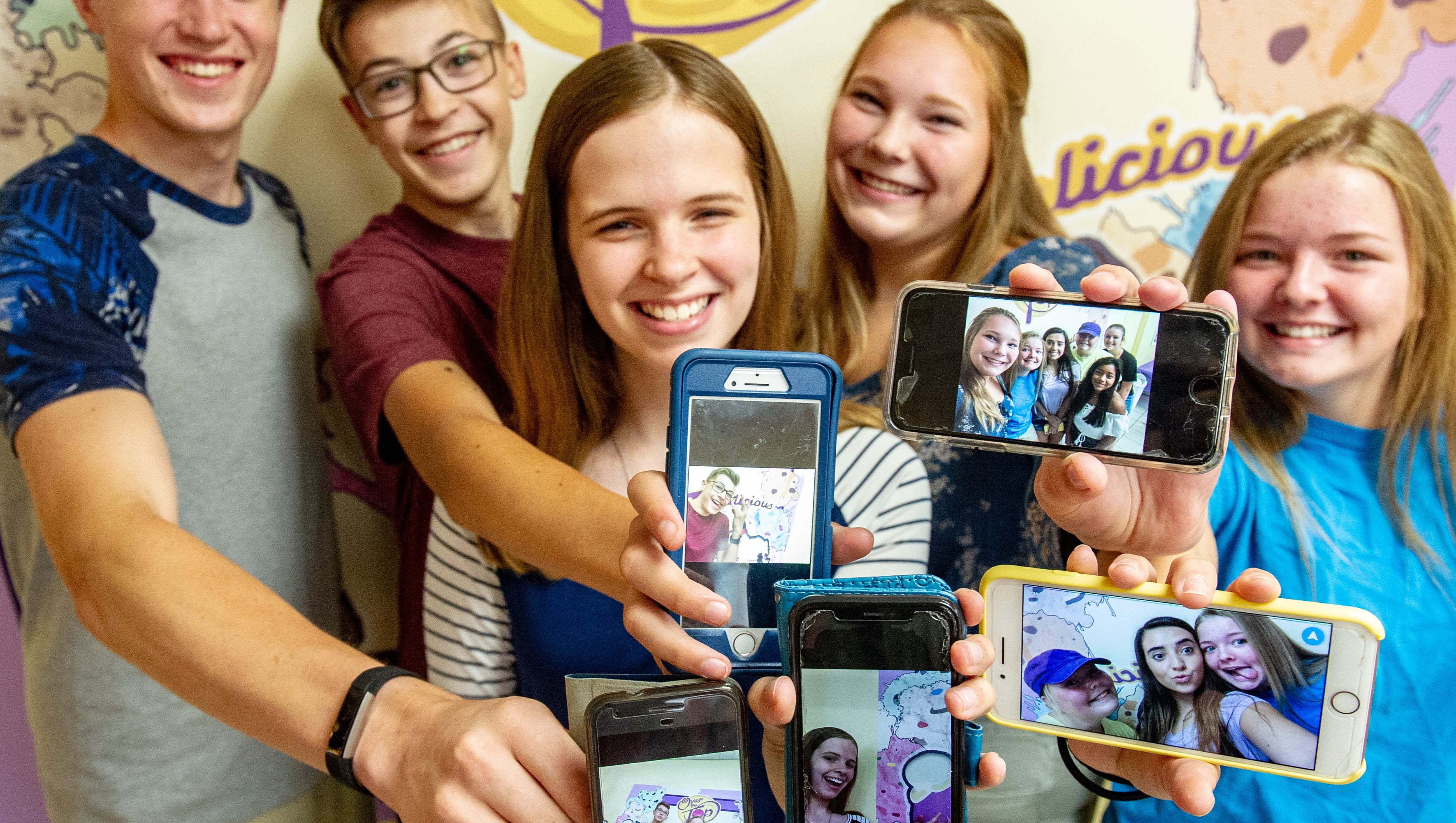 Over the Top ice cream shop unveils new 'selfie wall'