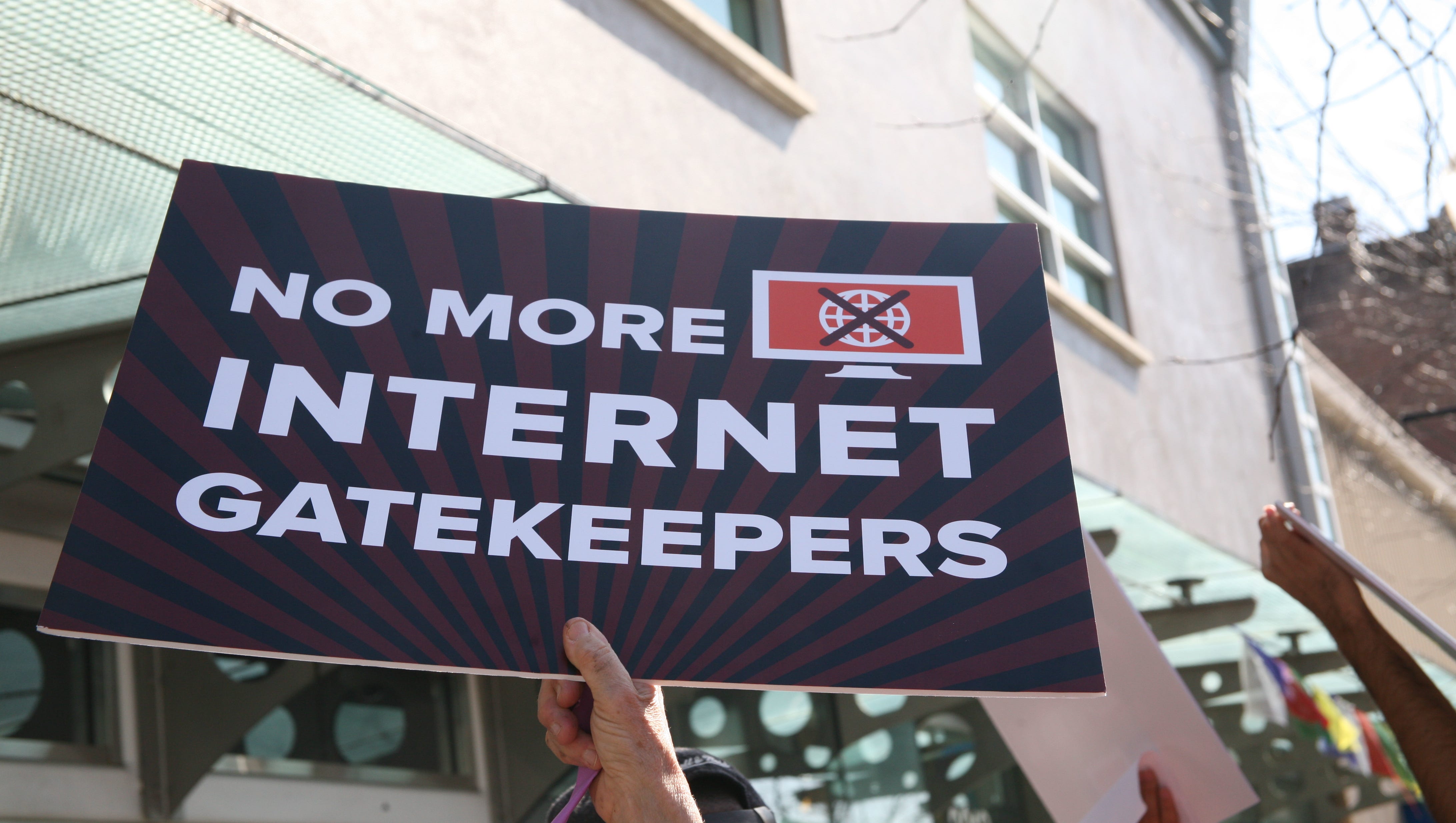 Fcc Approves New Net Neutrality Rules