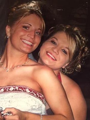 Kimberly Kuklinski (right) is shown her with her sister, Tiffany Pluger.