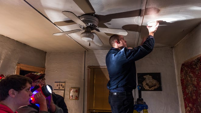 The Gallatin Fire Department hopes to install smoke alarms in more than 100 homes in the fire-prone Clearview neighborhood Nov. 4.
