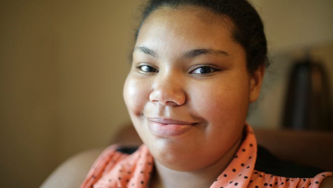 Elizabethtown teenager Sierra Pettigrew was diagnosed with diabetes in April. She has many family members with the disease and her father was the first suspect something was wrong. "I felt like I should have caught it sooner," mother Leona Goodman said. "But as a mother, I suppose you feel like you're supposed to catch everything." The next day, Pettigrew left school to go to Kosair Children's Hospital. ""It was scary, overwhelming and nerve racking" Pettigrew said. "I'm scared to go out places because if something happens and I can't get a hold of my mom... what would happen?" Aug. 30, 2016
