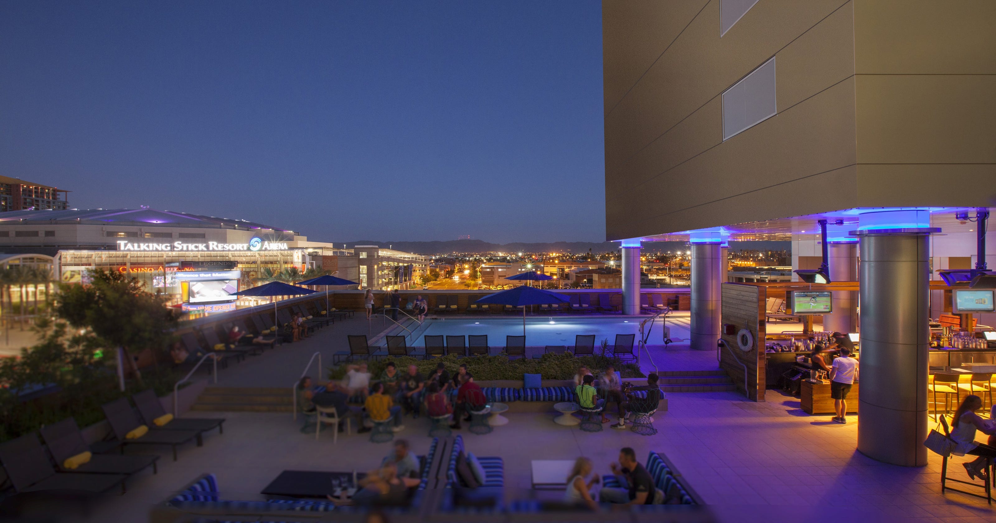 Best rooftop bars around Phoenix to drink, party with a view