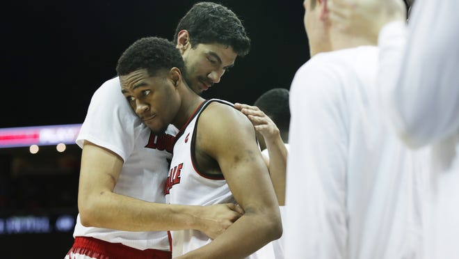 Mississippi State Routs Louisville Basketball In Nit Quarters