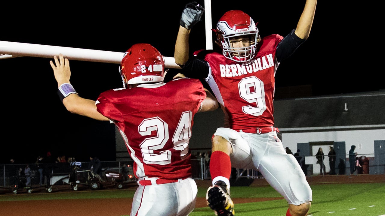 Watch: Bermudian wins with defense, big plays