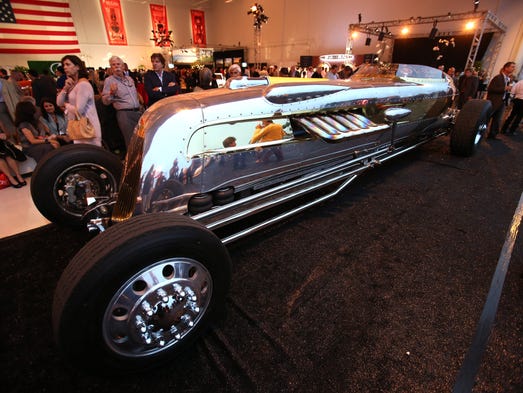 Just Cool Cars: Biggest road beast you'll ever see