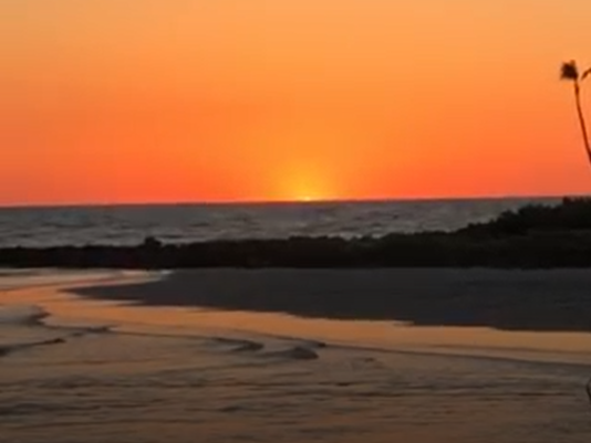 Elusive Green Flash Sunset Caught On Video In Naples Florida