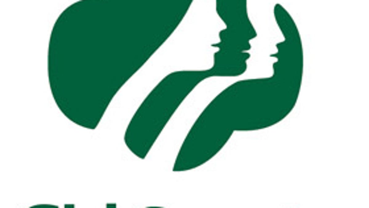 36 Girl Scouts de la zona recibieron el premio de oro
