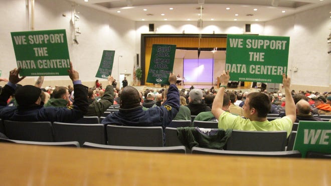 
The crowd at last month’s Newark Board of Adjustment hearing was estimated at 700.

