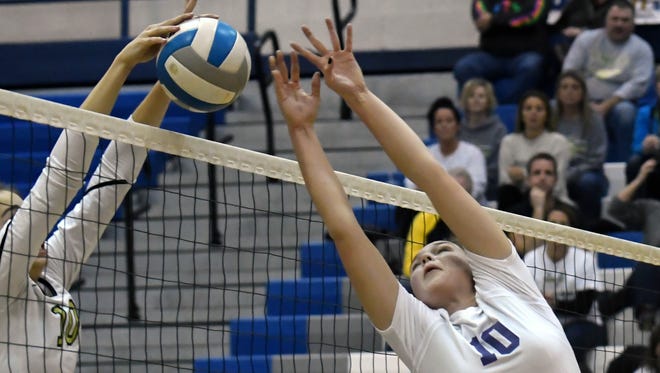 Bronson's Kiana Mayer (10) in game action Tuesday night.