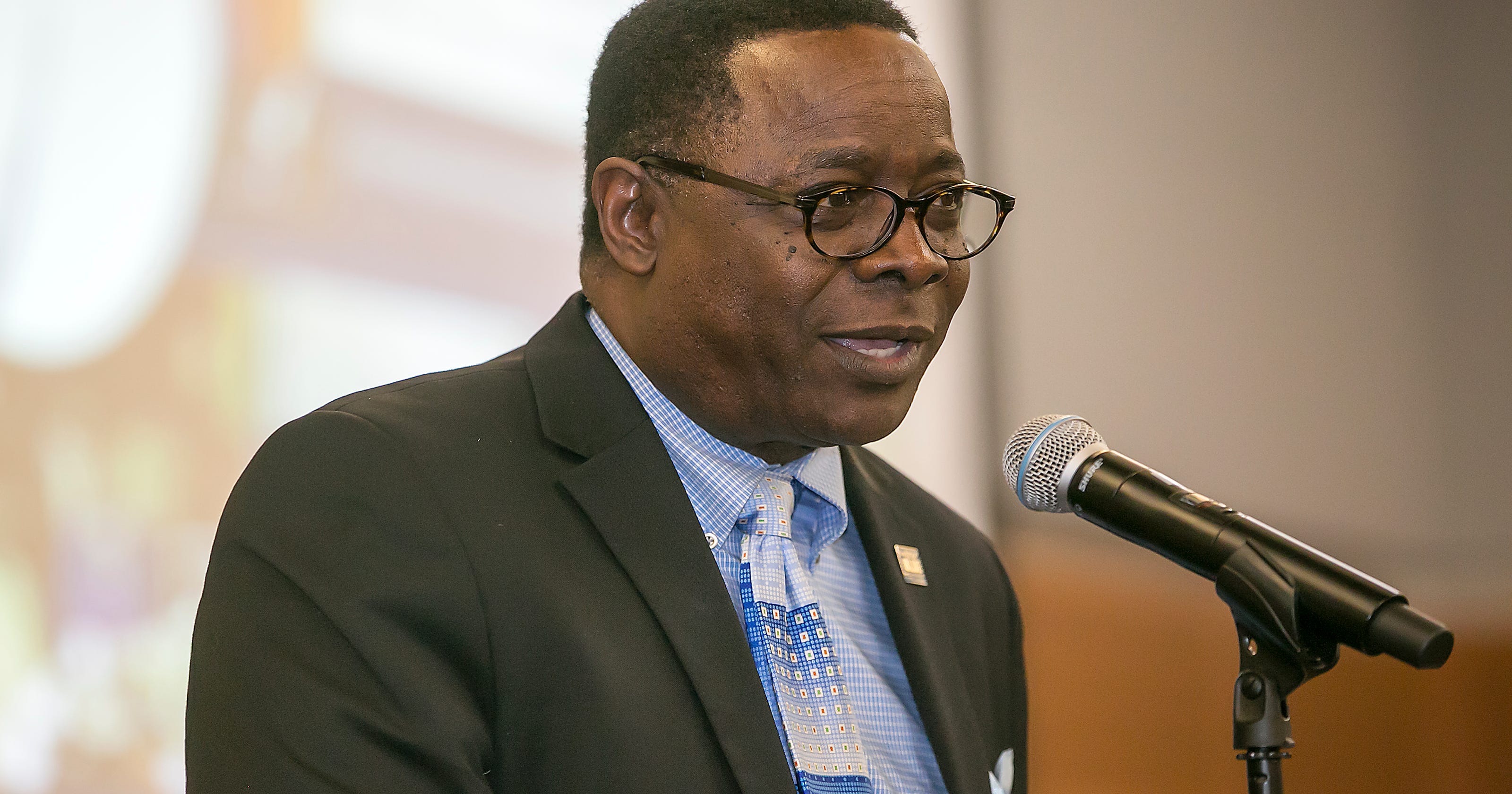 MTSU President Sidney McPhee may get $250K bonus at end of contract
