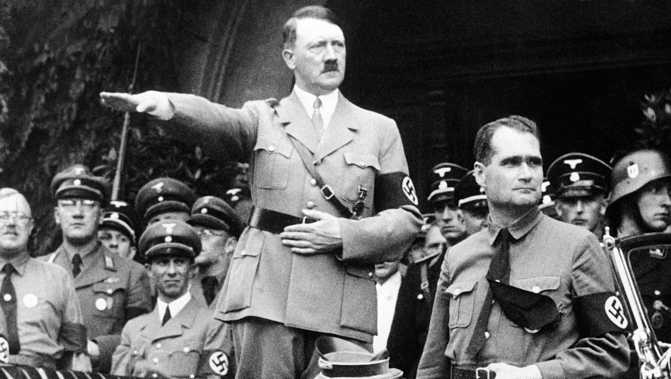 Fact Check Adolf Hitler Did Not Defund The Police In Nazi Germany 
