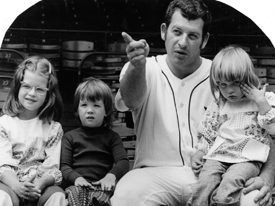 Mickey Lolich Book How Mike Ilitch Dashed His Pizza Career Dream