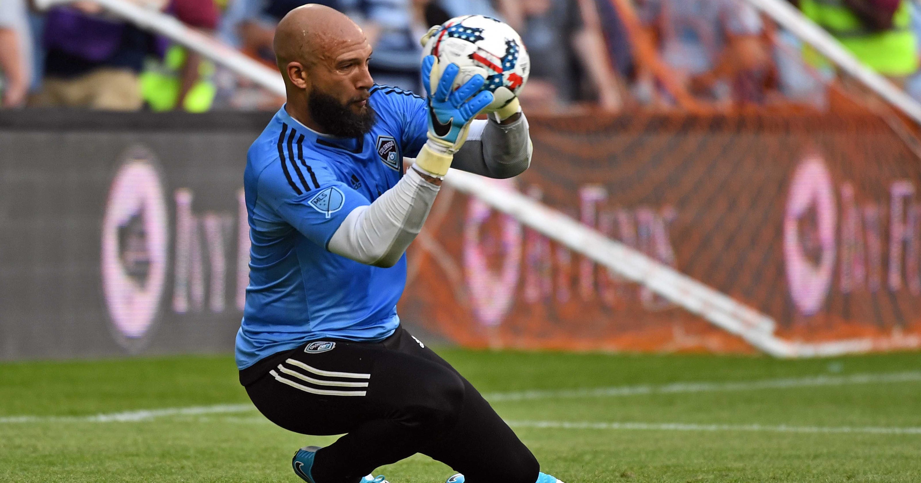 Tim Howard apologizes but calls out 'fan’s antagonistic behavior'