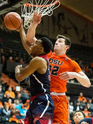 Drew Eubanks, right, led Oregon State in rebounds and blocked shots last season.