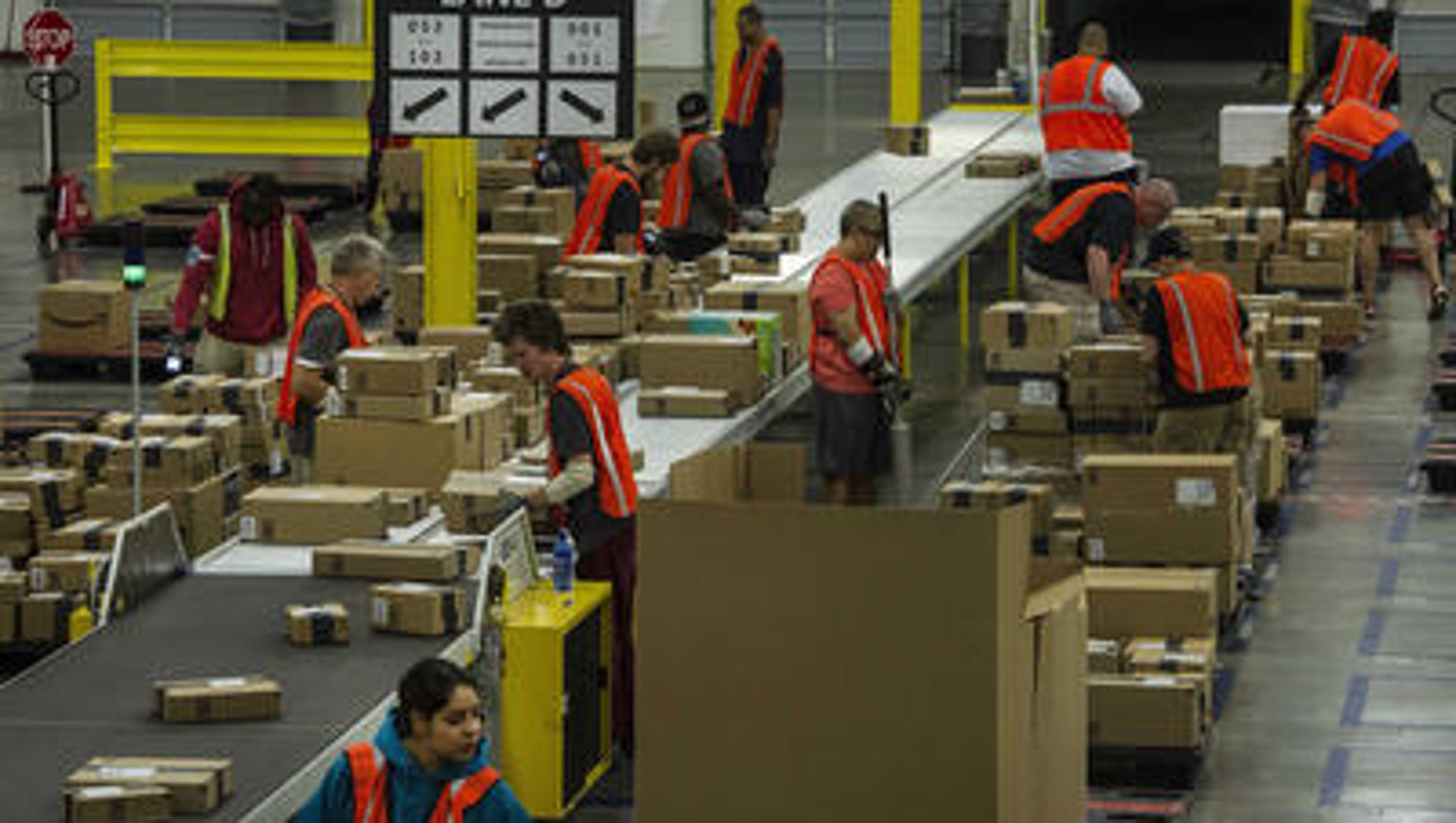The Fast Track The Insiders Guide to Winning Jobs in