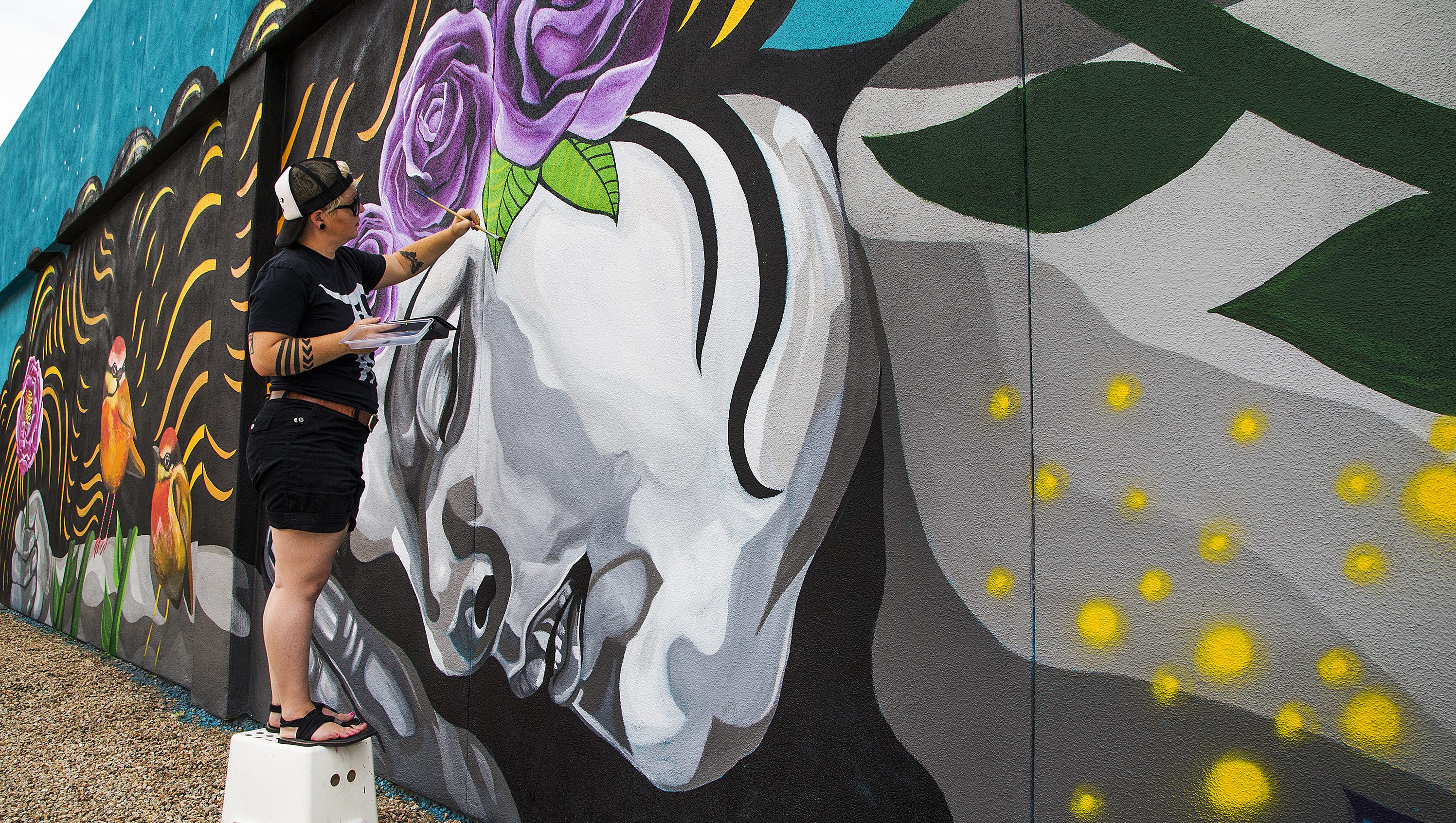 In Phoenix An Artist S Birds Are Reborn Soaring Over The Roosevelt Row Neighborhood
