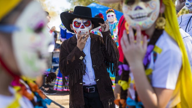 Day Of The Dead Easy Dia De Los Muertos Crafts For All Ages