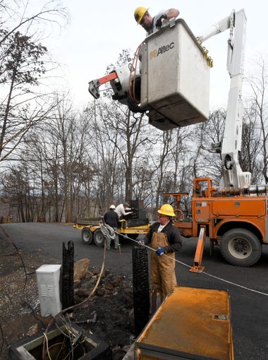 photos-sevier-county-electric-system-continues-repairing-gatlinburg