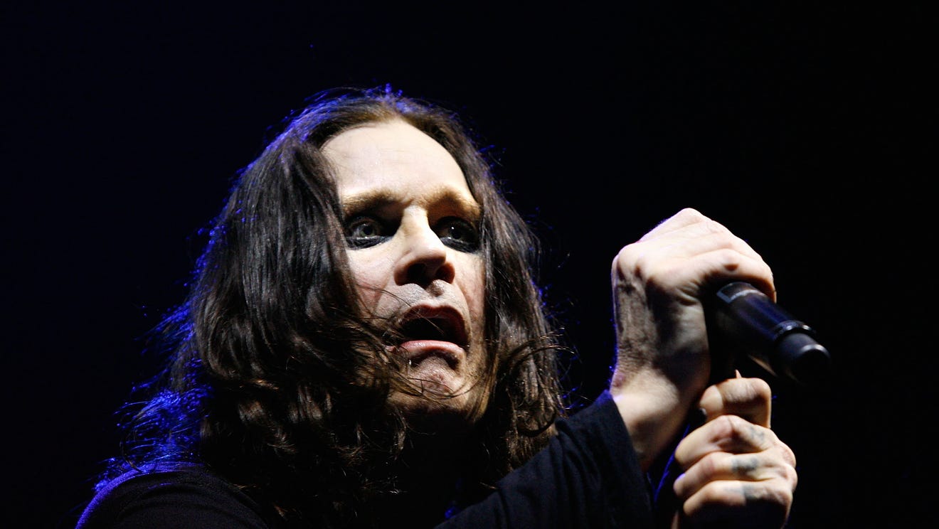 ozzy osbourne bites head of bat reddit ozzy osbourne bites head of bat reddit