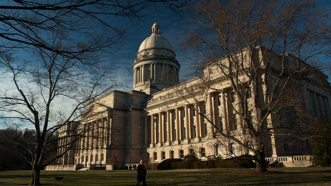 
 The Kentucky Capitol in Frankfort. 
