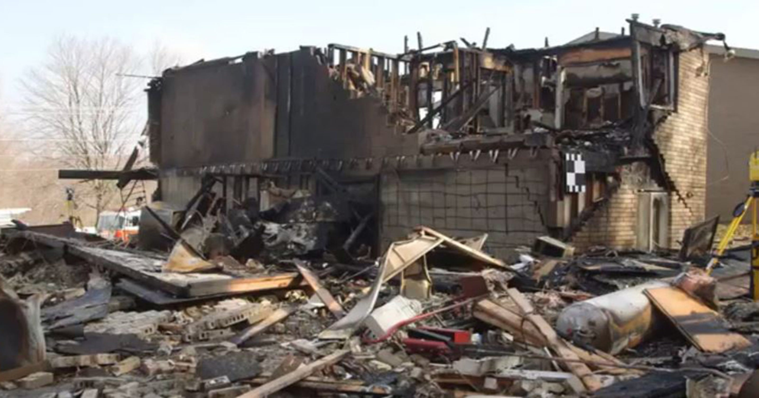 Surveillance video shows Ohio plane crash