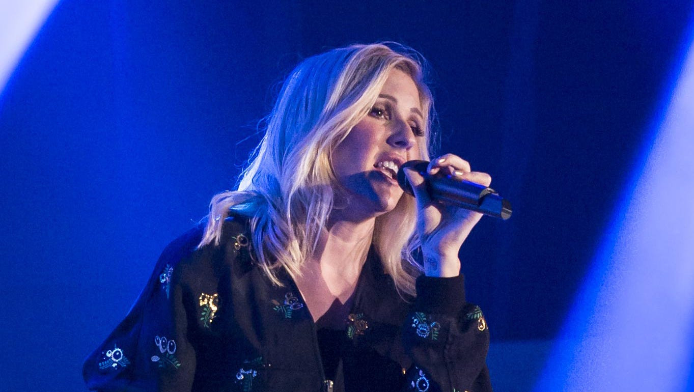 Ellie Goulding Replaces Rihanna At Victoria S Secret Fashion Show