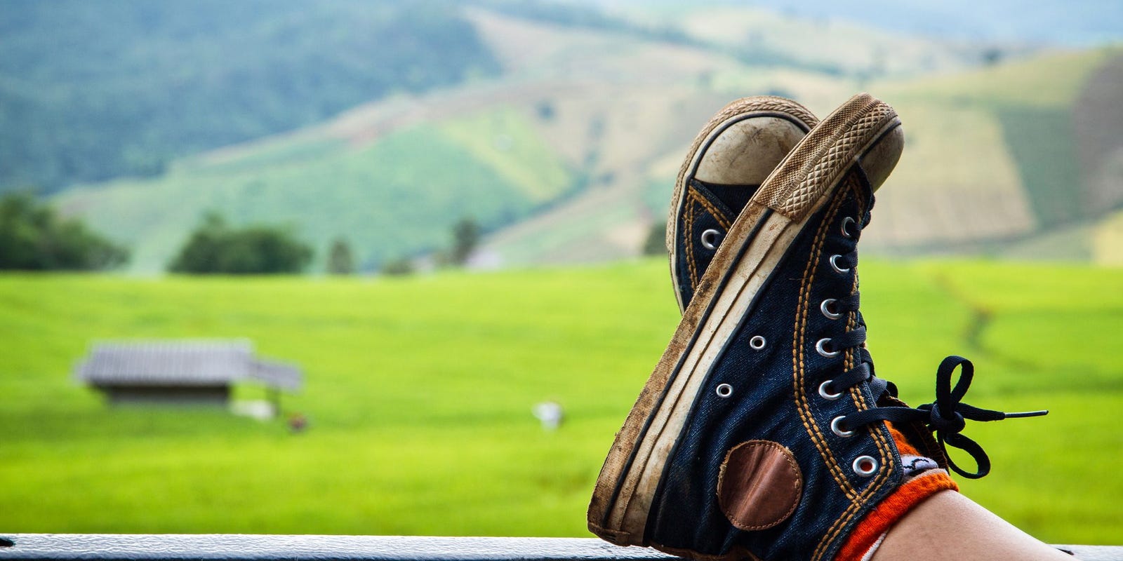 How To Clean Dirty Sneakers In The Washing Machine