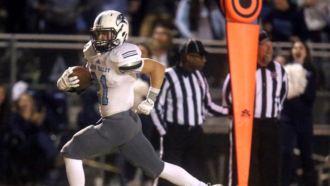 Hardin Valley's Colton Burns runs for a touchdown at Oakland on Friday in a Class 6A state quarterfinal game.