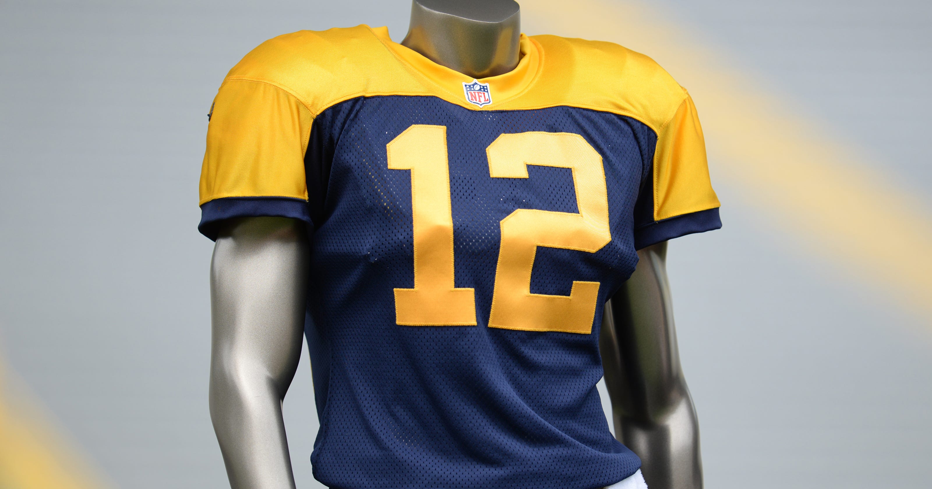 Packers unveil World War IIera throwback jerseys