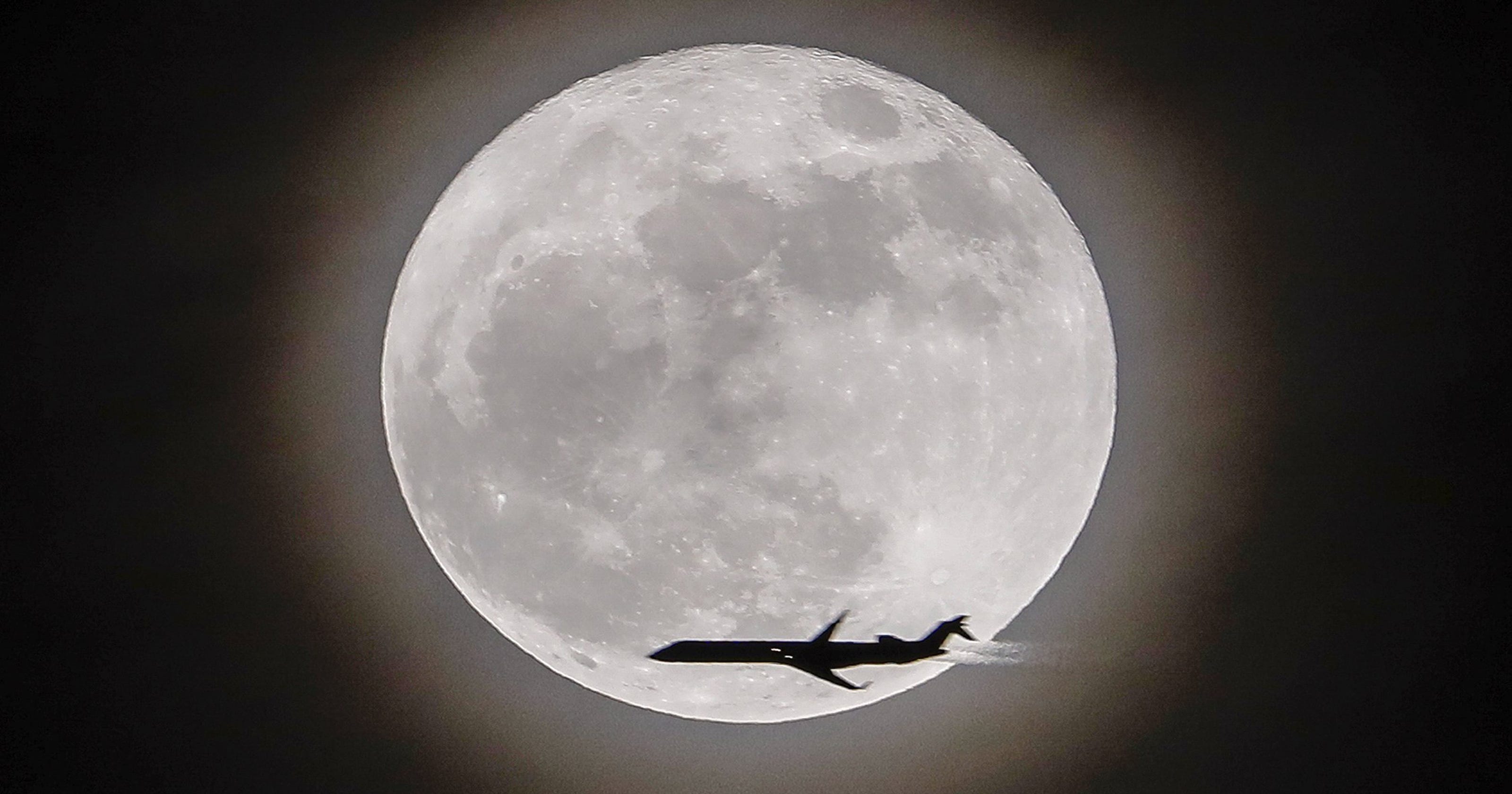 New Year First supermoon of 2018 falls on Jan. 1