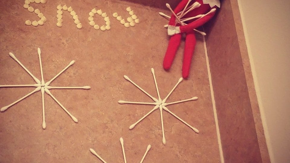 32 Ways Elf On The Shelf Tricks During The Holidays