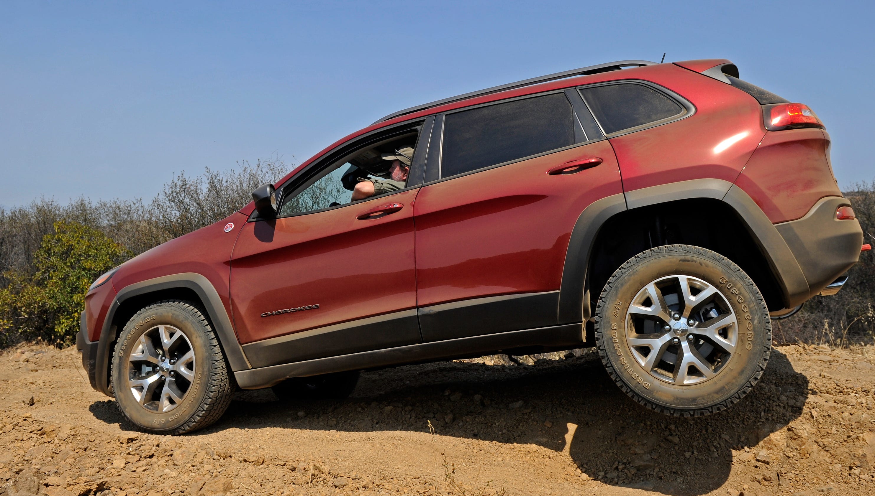 Jeep Cherokee shows off-road prowess