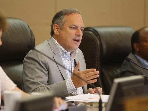 Tallahassee city commissioner Scott Maddox speaks at