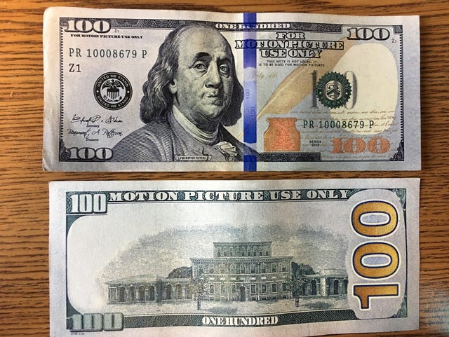 Police Investi!   gating Fake 20 Bills And Movie Prop Money - 