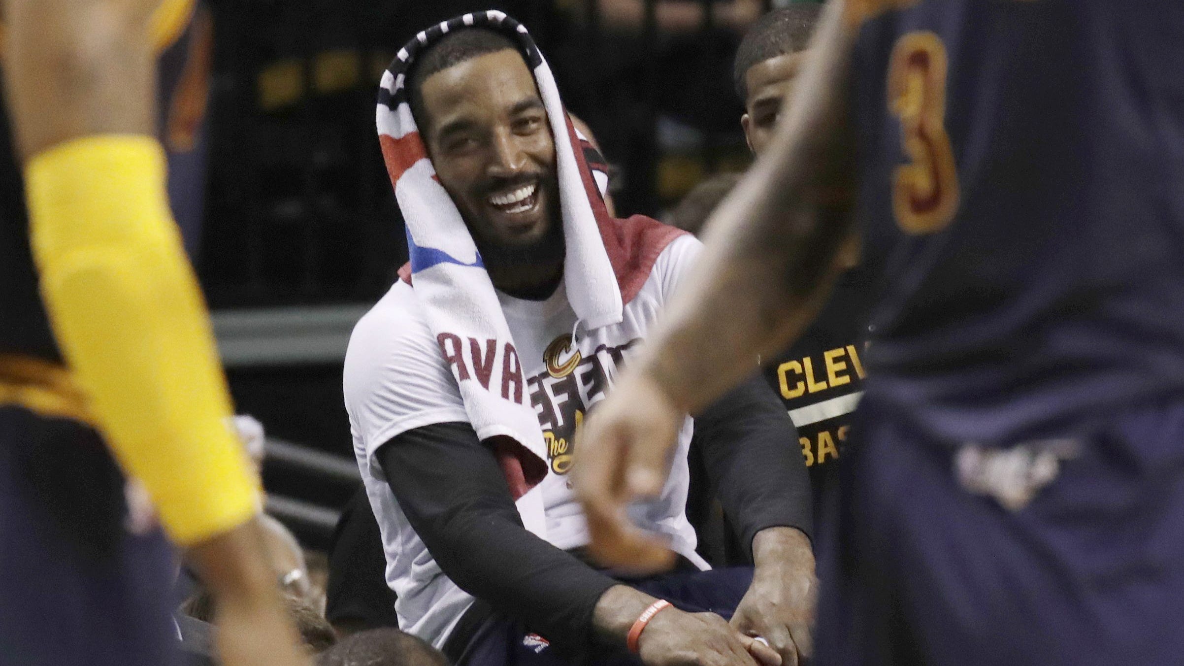 J.R. Smith rocked Supreme-branded sleeve during Cavs game