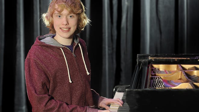 
Jackson Richards of Madison High School couldn’t resist the call to study piano and pursue a career in music.
