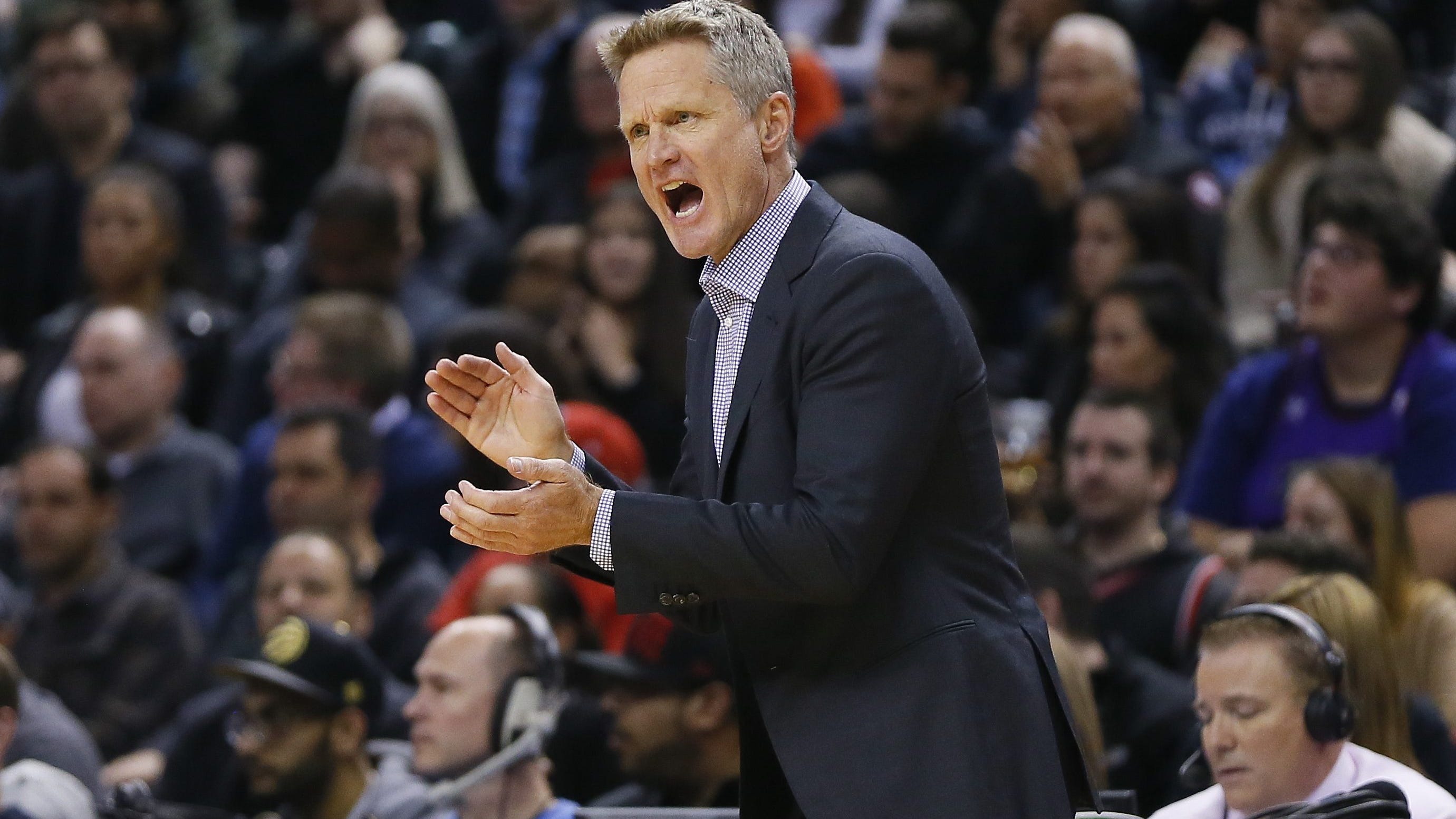 Warriors coach Steve Kerr joins students for gun violence discussion