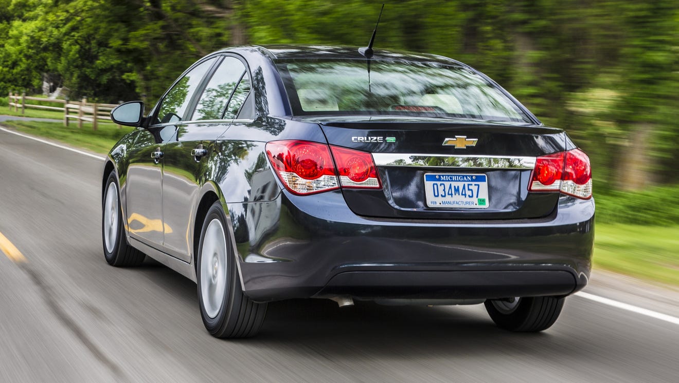GM recalls Chevy Cruze for axle problem