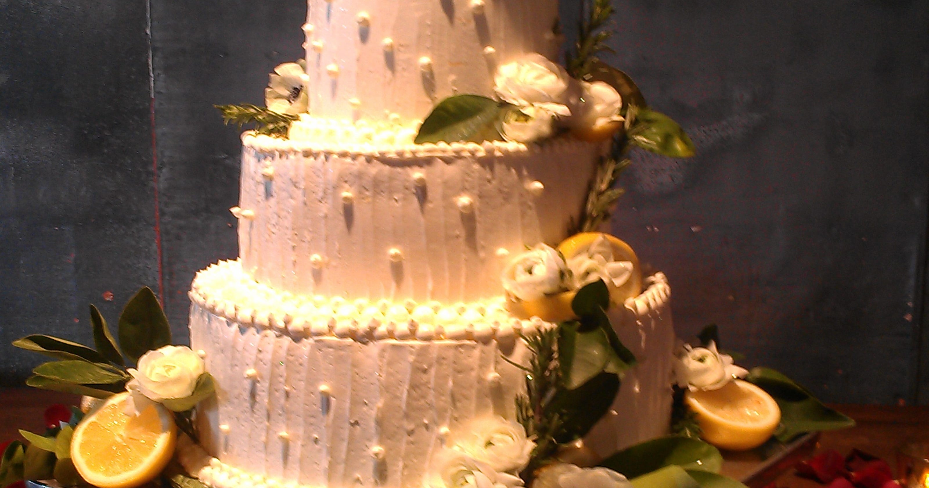 Getting Hitched 10 Bakeries For Wedding Cakes In Metro Phoenix