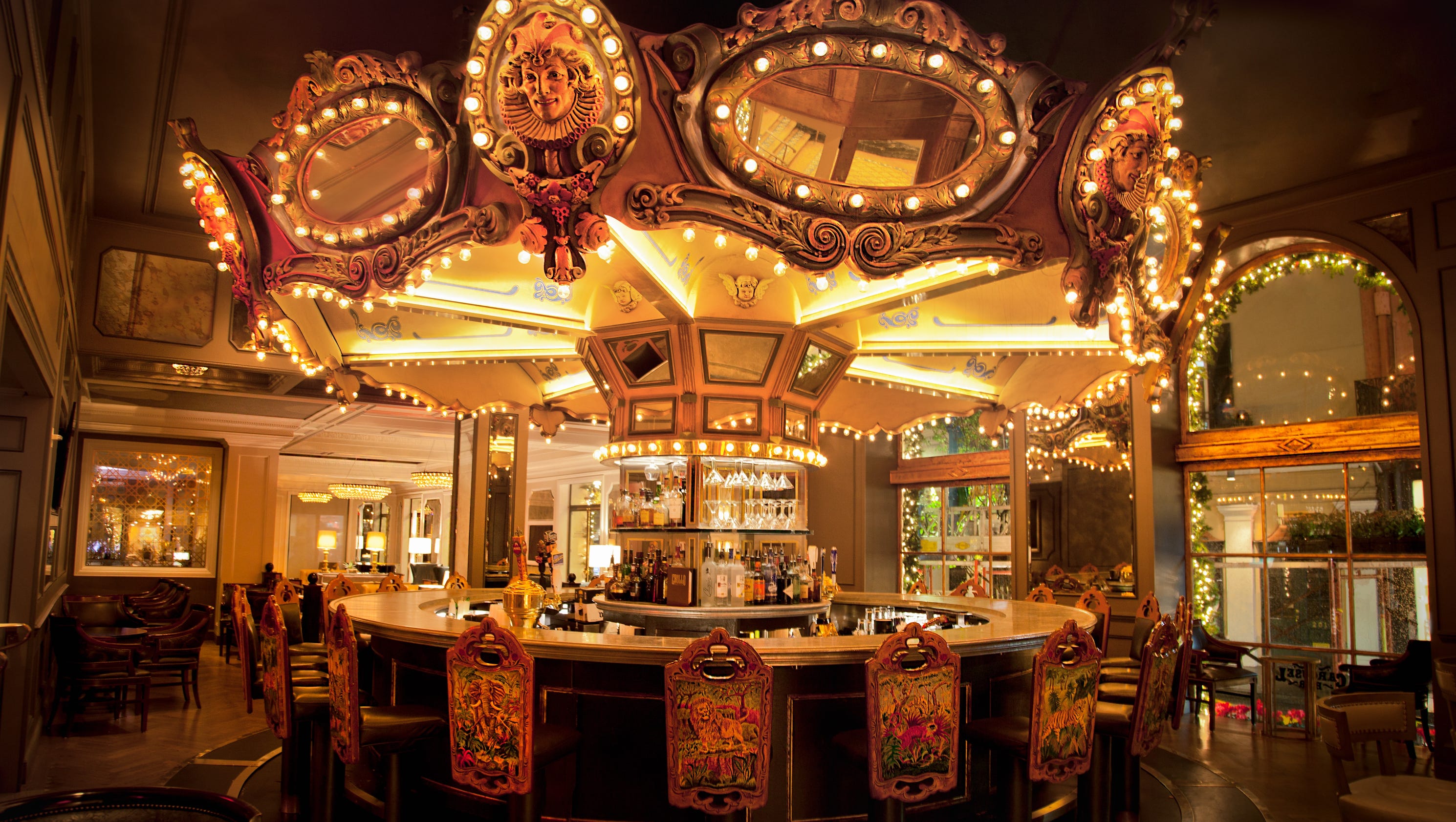 Historic hotel bars across America